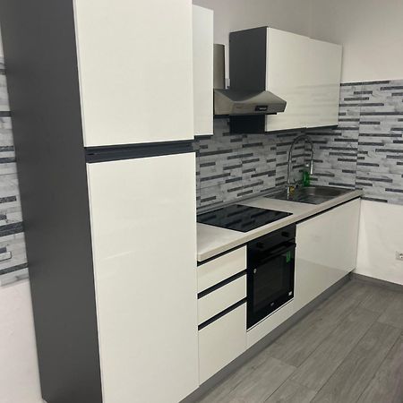 Appartamento Тортона Экстерьер фото